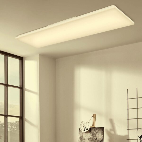 Frameless RGBW LED-loftlampe, 120 x 30 cm