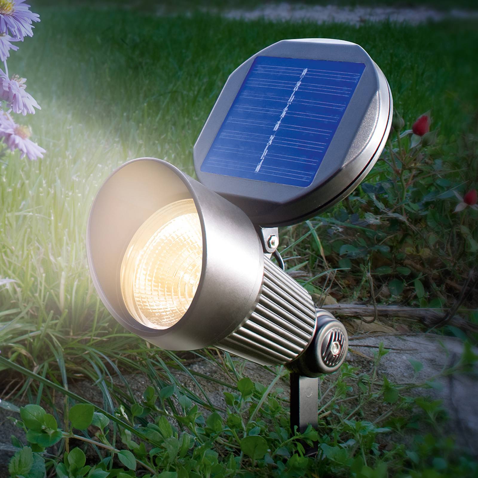 Solcellespot Spotlight varmhvidt LED lys – Lunelamper.dk
