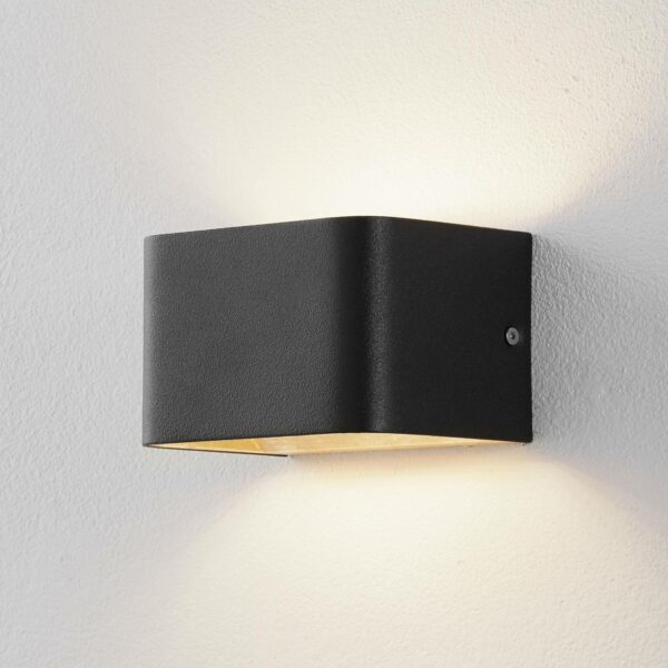 Lucande Sessa LED-væglampe, 13 cm, sort/guld