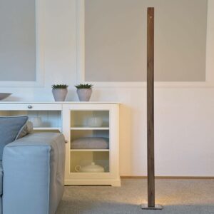 HerzBlut Leonora LED-gulvlampe, 161 cm, nøddetræ