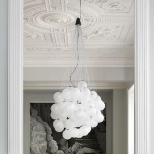 Luceplan Stocascum 2.700 K, 72 kugler, opalhvid
