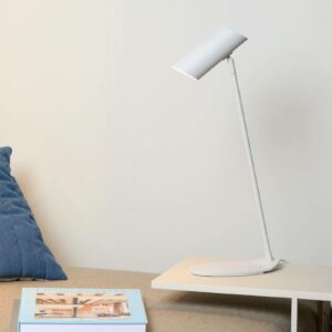 Hester hvid skrivebordslampe i metal