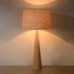 Conos bordlampe med fod af lyst træ