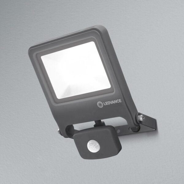 LEDVANCE Endura Floodlight sensor LED-spot 30W