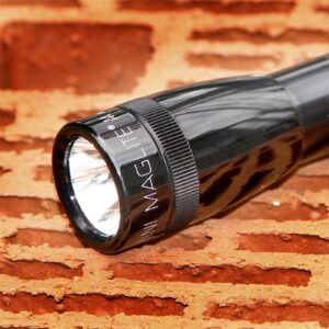 Mini-Maglite praktisk lommelygte, sort
