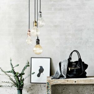 Avra - minimalistisk hængelampe i krom