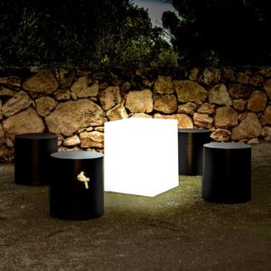 Newgarden Cuby dekorationslampe, kube, højde 53 cm