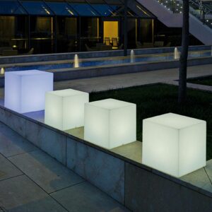 Newgarden Cuby solcellelampe, kube, højde 20 cm