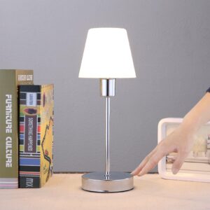 Sascha bordlampe med glasskærm