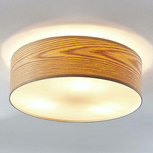 Loftlampe Dominic i træ i rund form