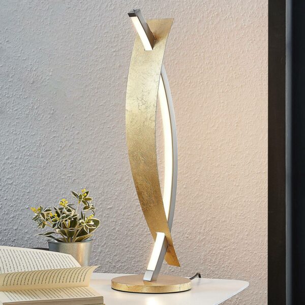 LED-bordlampe Marija i fornemt guldlook
