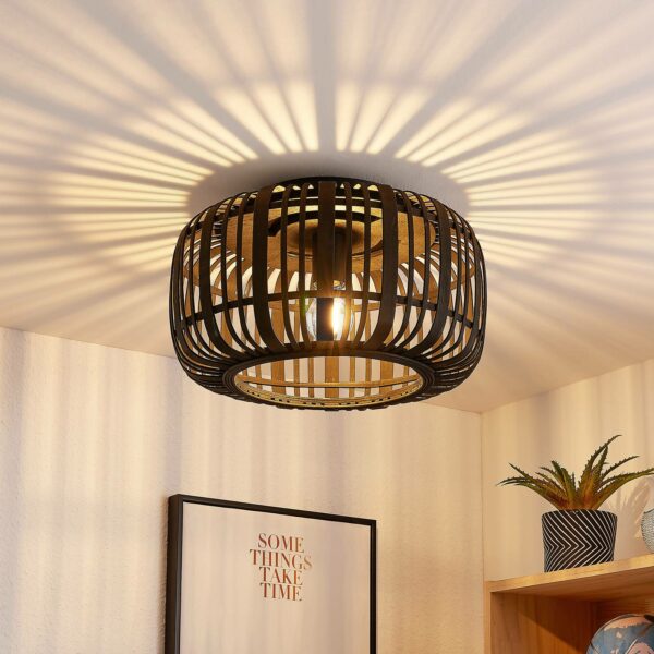 Lindby Canyana loftlampe af rattan, sort