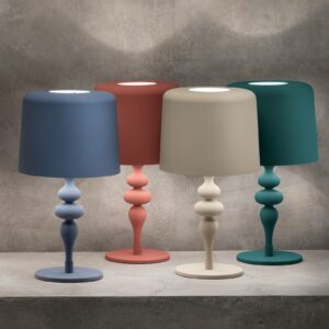 Eva TL1 M bordlampe, højde 53 cm, oxydrød