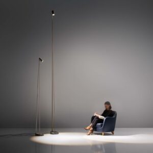 OLEV Boom LED-gulvlampe, 240 cm, IP20, titanium