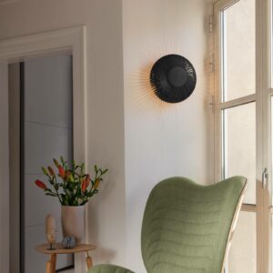 UMAGE Clava up væglampe, Ø 35 cm, sort træ